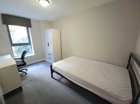 Student Apartment 4 bedroom, City Centre, Sheffield - Photo 2