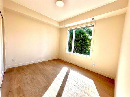 For Lease - 260 ST DENIS Street Unit# 2, Vanier and Kingsview Park, Ontario - Photo 5