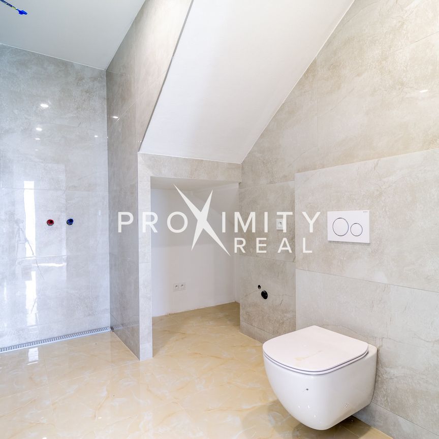 Na Prenájom Moderný 4-izbový dom pri jazere – Čaňa - Photo 1