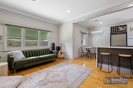 Inviting Home in a Prime Bendigo Location - Photo 4