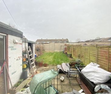 2 bedroom property to rent - Photo 3