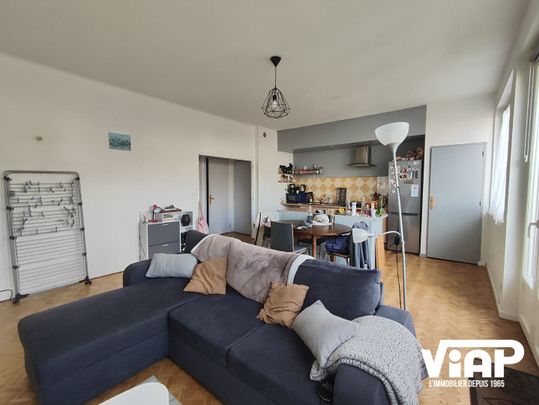 LIMOGES T3 DE 67 m² AVEC BALCON - Photo 1