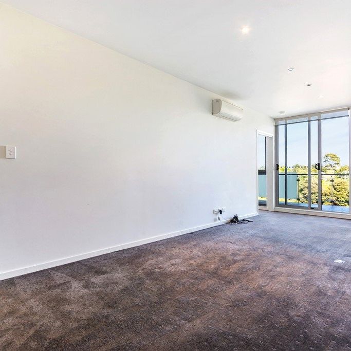 Thinking of selling? Contact our agent - Photo 1