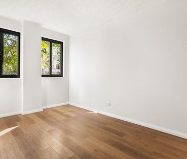 1/679-695 Bourke Street, Surry Hills - Photo 3