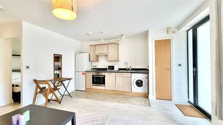 Charcor Road, London, NW9 - Photo 5