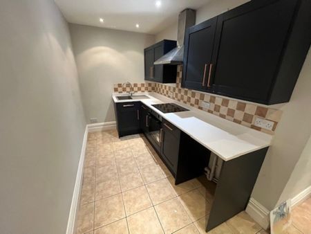 Victoria Parade, Preston - Photo 4