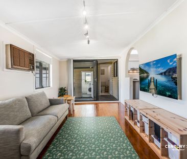 Charming 3-Bedroom Home in Smithfield - Photo 3