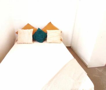 Estudio de alquiler en Barrio de Benicalap - Foto 1