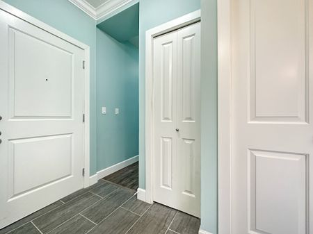 1 Bed + Den Condo | Surrey City Centre | Parking • Storage - Photo 3