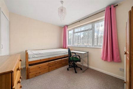 3 bedroom terraced house to rent - Photo 4