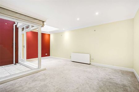 St. George's Square, Pimlico, London, SW1V 3QT - Photo 4