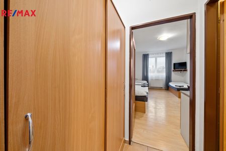 Pronájem bytu 1+kk v osobním vlastnictví 26 m², Pardubice - Fotografie 2