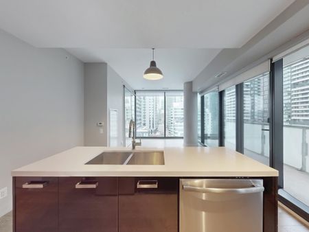For Lease - 11 Charlotte Street Unit# 1807, Toronto, Ontario - Photo 4