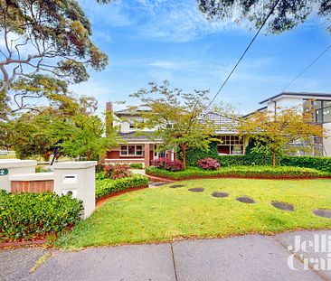 12 Rowen Street, Glen Iris - Photo 2