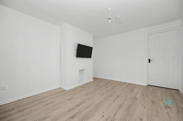 9 Catherine Street North, Belfast, BT2 8LR - Photo 1
