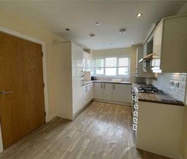 3 bedroom terraced house to rent - Photo 1