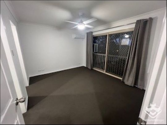 Broadwater Precinct 4 Bed Home - Photo 1