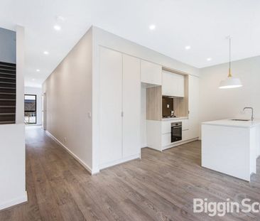 Townhouse In Great Locations... - Photo 2
