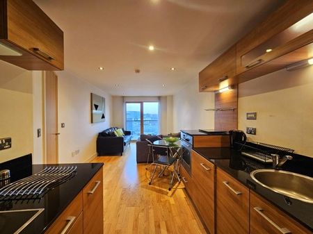 1 bedroom apartment to rent - Photo 2