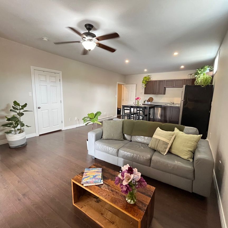 For Lease - 19 Toronto Street Unit# 1, Grey Highlands, Ontario - Photo 1