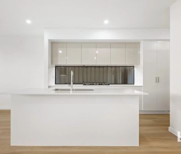 33 Selkirk Avenue, - Photo 5