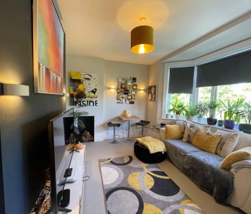 Monument Green, Weybridge, KT13 flat to rent - Photo 3