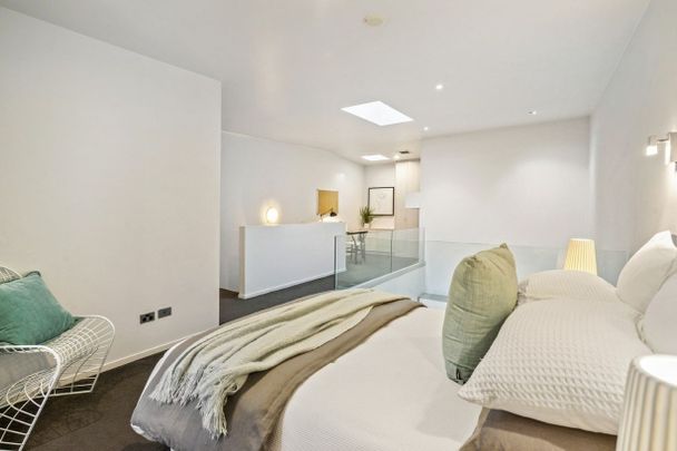 Furnished Funky 1+1 Apartment with car park - Photo 1