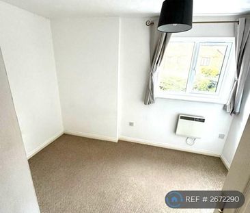 2 bedroom flat to rent - Photo 3