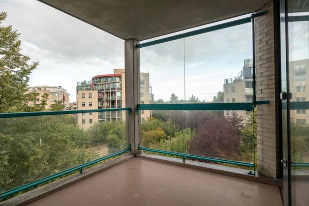 Dag Hammarskjöldhof 34 - Photo 1