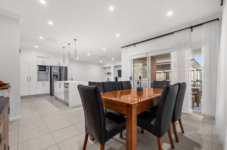 Modern Family Living in the Heart of Edmondson Park - Photo 4