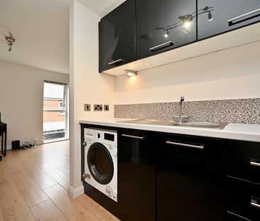 Apt 3, 61 Central Avenue, Bangor, BT20 3AU - Photo 5