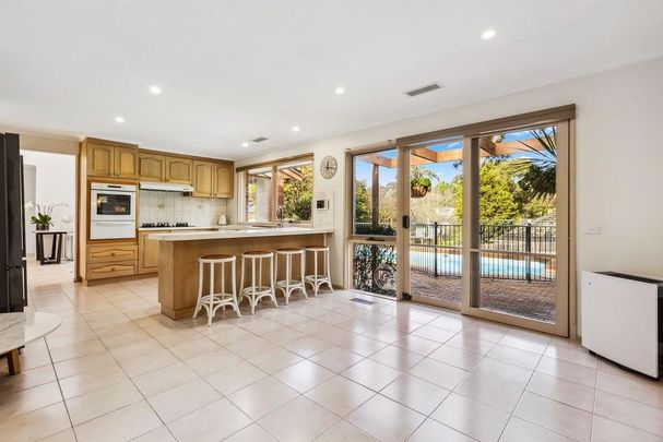 2 Era Court, Donvale - Photo 1