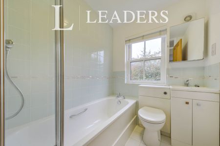 2 bedroom house to rent New England Street, St. Albans, AL3 - Photo 4