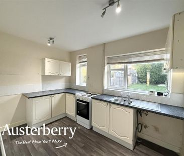 3 bedroom semi-detached house to rent - Photo 5