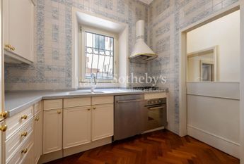 Elegante residenza nel cuore di Roma