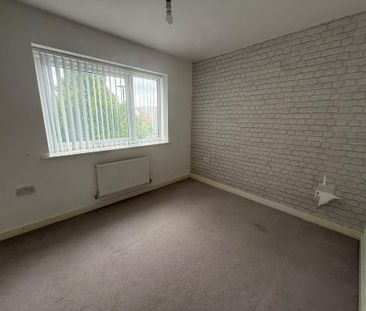 2 bedroom semi-detached house to rent - Photo 2