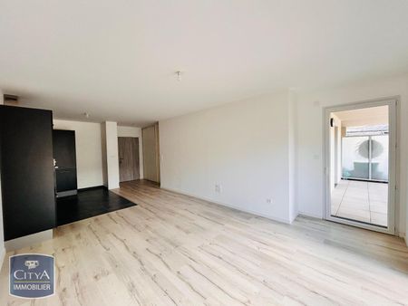 Location Appartement 3 pièces 63m² LAVAL 53000 - Photo 2