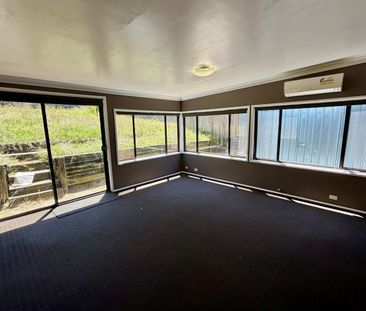 Light-Filled Family Home with Parkland Views and Expansive Deck! - Photo 2