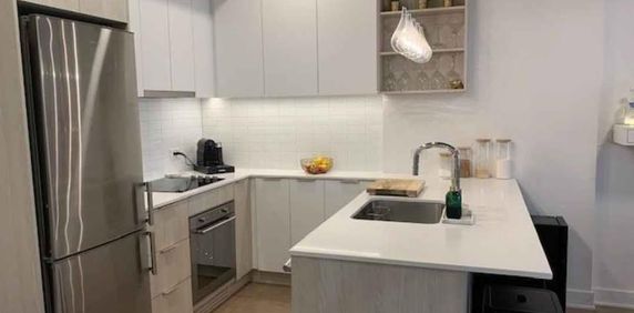 condo 1 chambre, 1 salle de bains, un balcon - Photo 2