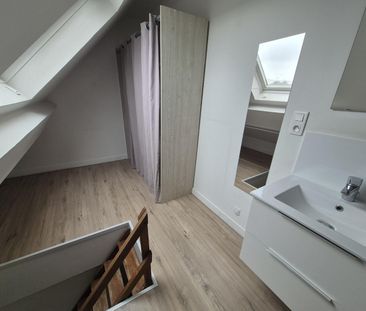 Location Appartement 1 pièce 17m² LILLE 59000 - Photo 3