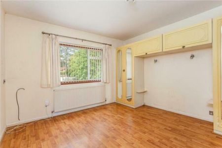 4 bedroom detached house to rent - Photo 5