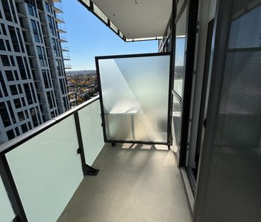 For Lease - 4130 Parkside Village Drive Unit# 1608, Mississauga, On... - Photo 3