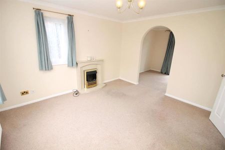 3 bedroom house to rent Kemble Court, Downhead Park, Milton Keynes, Buckinghamshire, MK15 - Photo 4