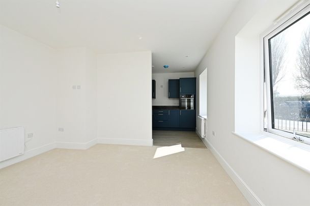 Manor Road, Hunstanton - Photo 1