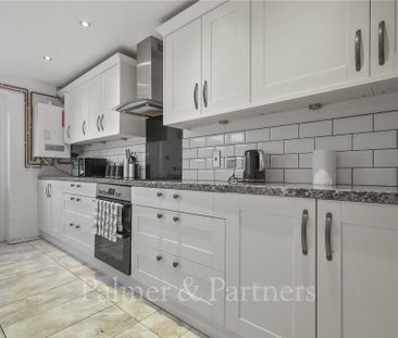 3 bedroom terraced house to rent - Photo 1