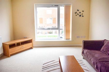 4 bedroom terraced house to rent - Photo 2