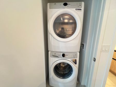 For Lease - 8 Beverley Glen Boulevard Unit# 1202, Vaughan, Ontario - Photo 5