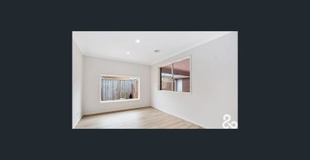 Spacious Living in a Prime Location - Photo 2