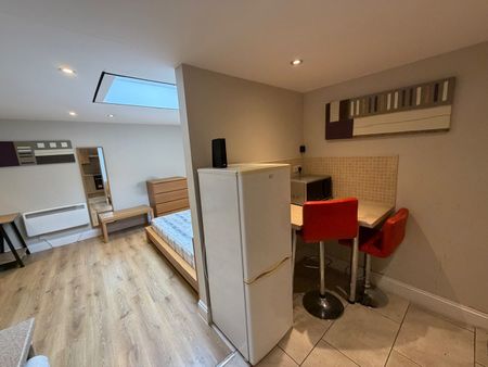 Studio Flat, Howard Road, E17 - Photo 3