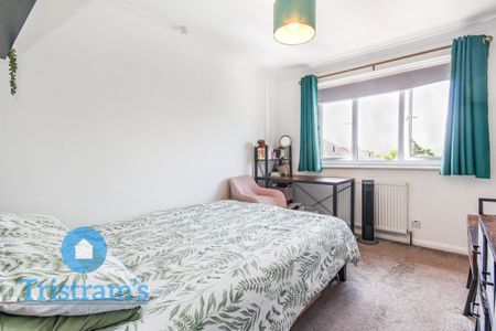 2 bed Mid Terraced House for Rent - Photo 4